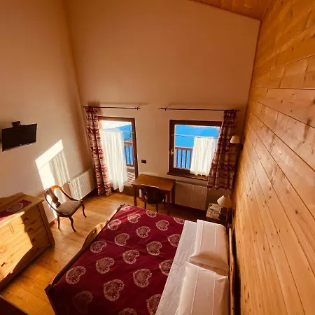 L'artisin Отель 3*